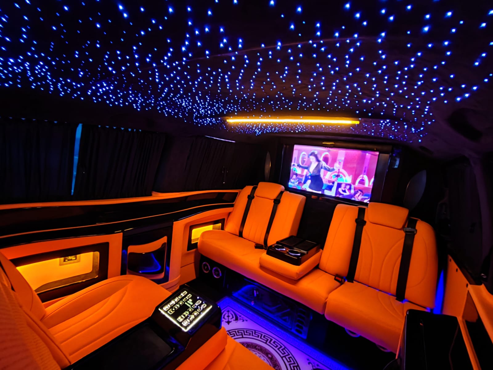 Mercedes Vito Ultra VIP 2