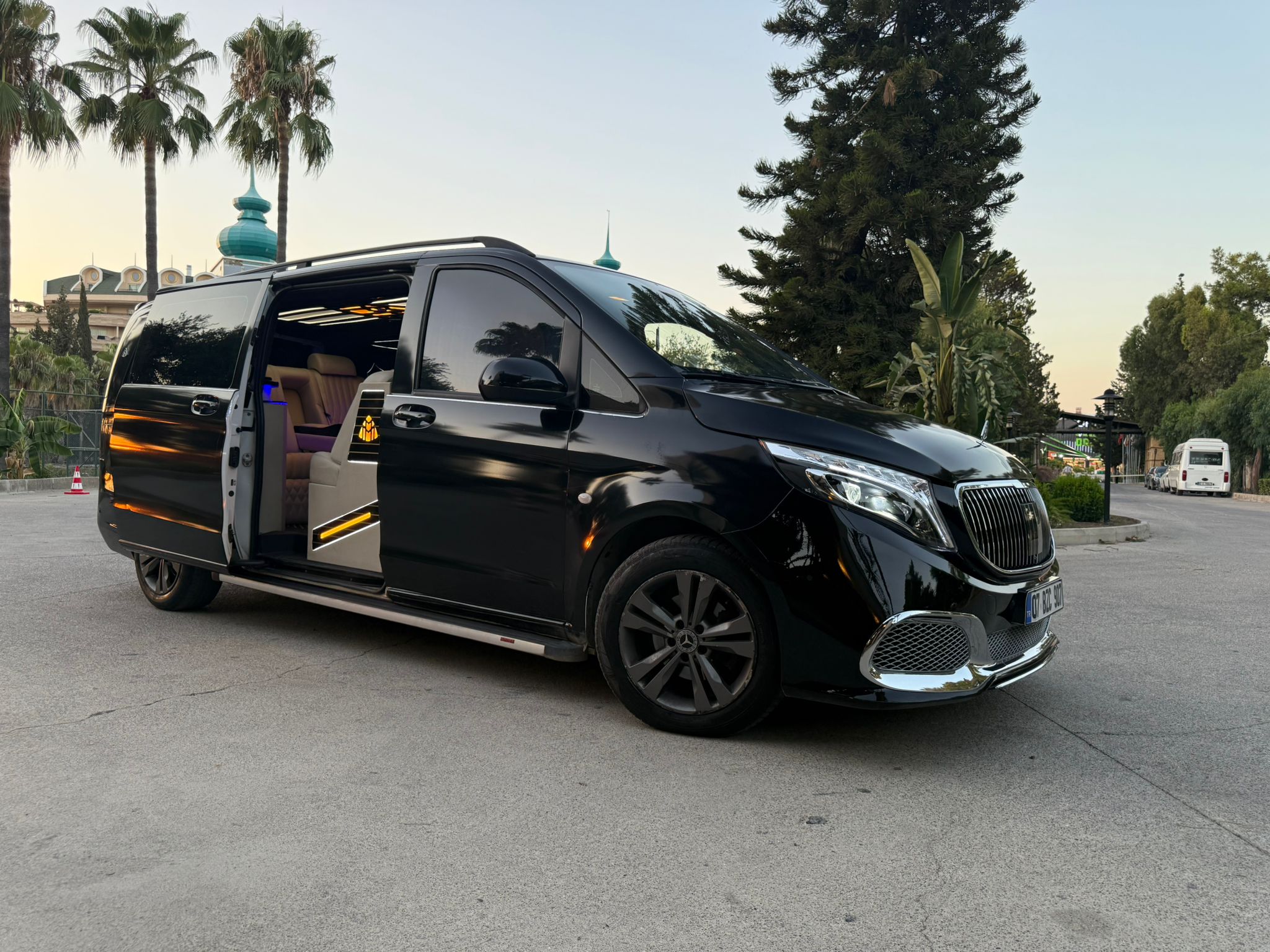 Mercedes Vito Ultra VIP 2