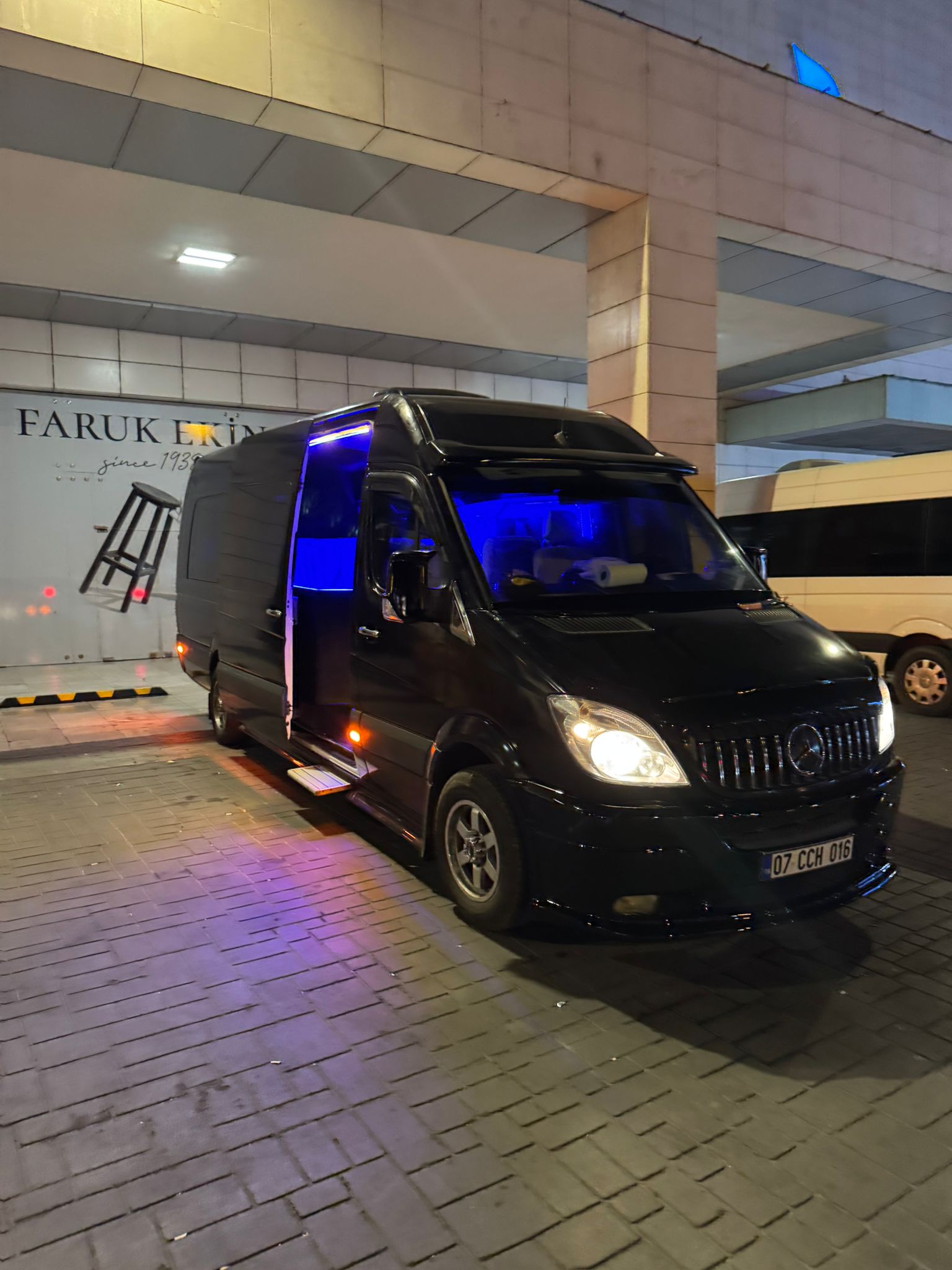 Mercedes Sprinter VIP 2